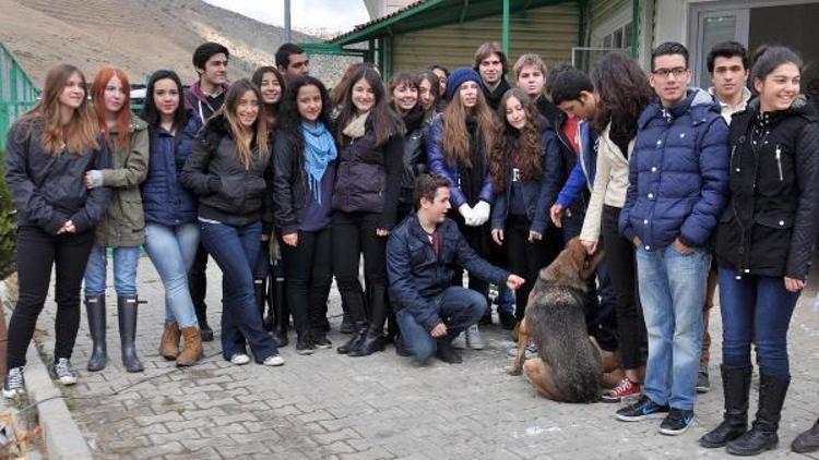 Sevgi dolu 3 bin kalp can dostlarla buluştu