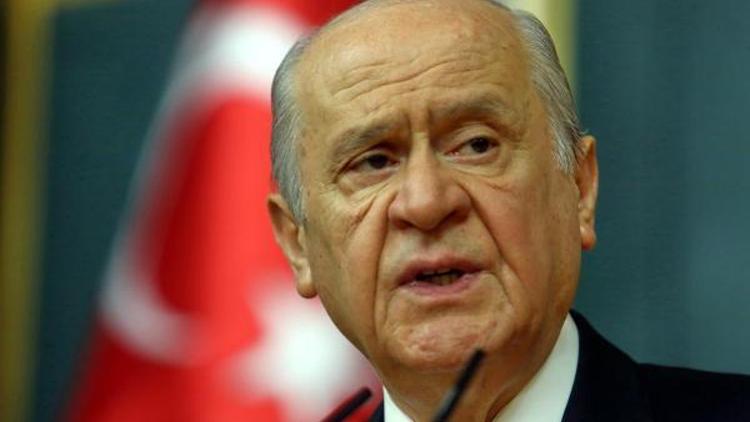 Bahçeli: AKP ile PKKyı kuytu köşelerde görüşürken yakalarsak bu vatanı bu iktidarı dar ederiz (3)