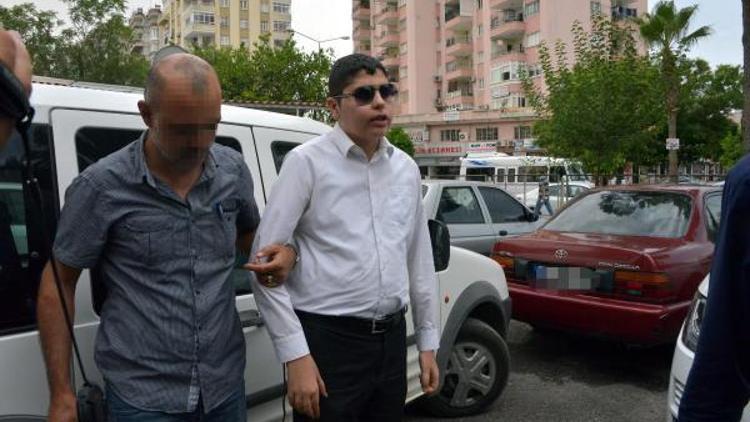 Görme engelli Cüneyt Arat, Cumhurbaşkanına hakaretten gözaltına alındı