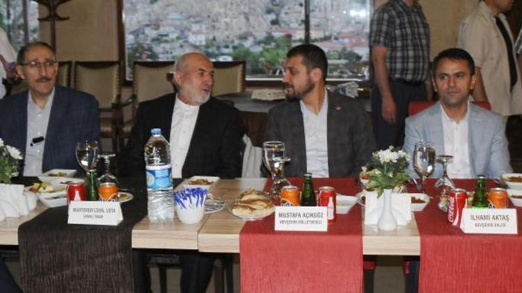 DERSİAD, iftar yemeği verdi