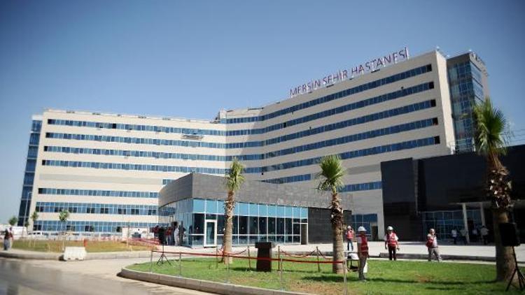 Kalkınma Bakanı Elvan, Türkiyenin ilk Şehir Hastanesi inşaatını inceledi