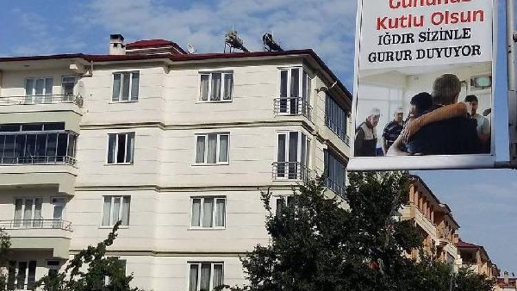 Iğdırlılar, Emniyet Müdürünün Babalar Gününü böyle kutladı