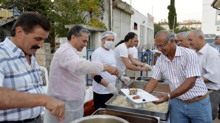 İftar sofrasında barış çağrısı