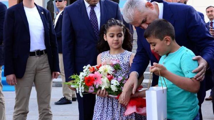 Başbakan Yıldırım, Ağrıda  7 bin kişiyle iftar açacak