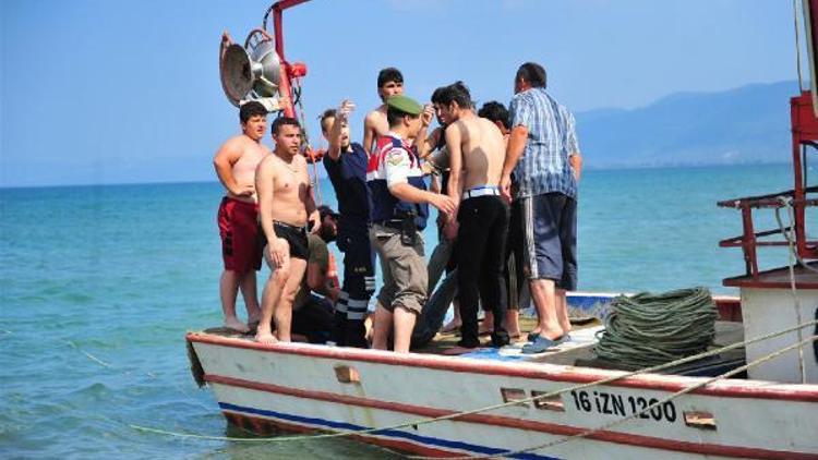 Göle düşen Suriyeli genç, kalp masajıyla hayata döndürüldü