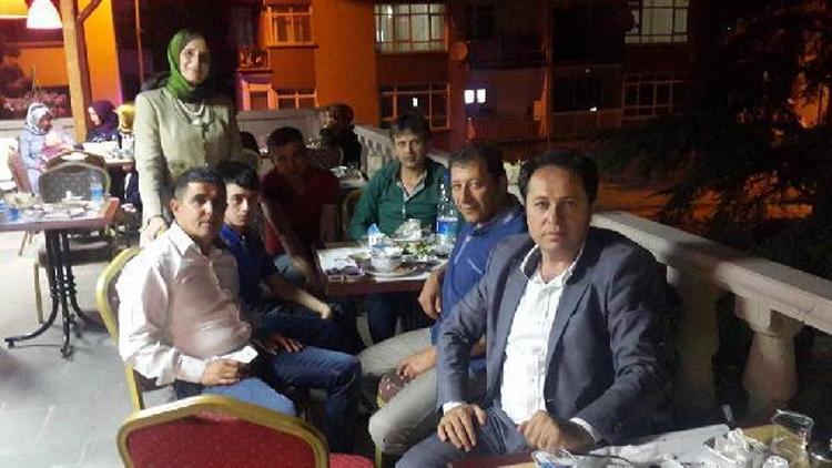 Ak Parti ilçe teşkilatından iftar yemeği