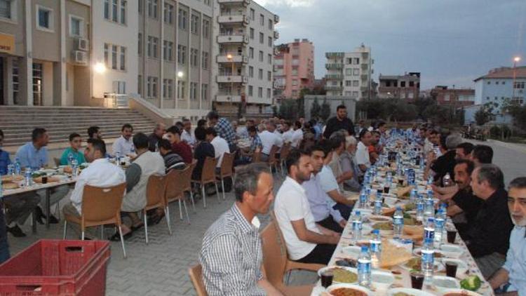 Nizipte İHL mensupları iftarda buluştu