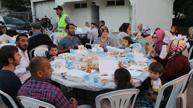 Demirköy Belediyesi iftar yemeği verdi