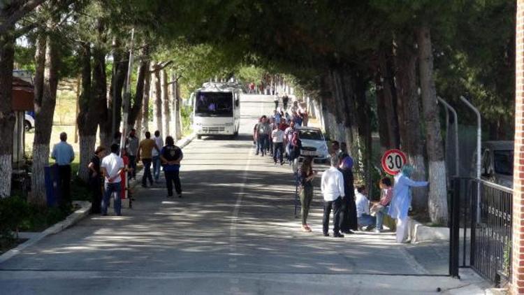 Çanakkalede FETÖ/PDY davasında ara karar: 2 tahliye