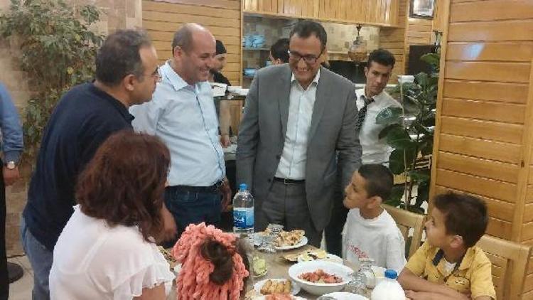 Nizip Kaymakamlığından iftar yemeği