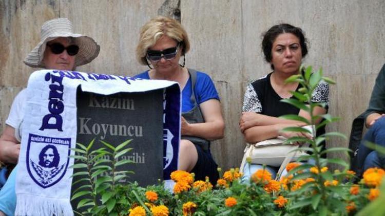 Kazım Koyuncu, 11inci ölüm yıldönümünde mezarı başında anıldı