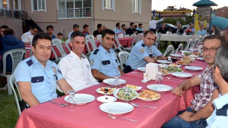 Ulukışlada emniyet ve jandarma personeline iftar