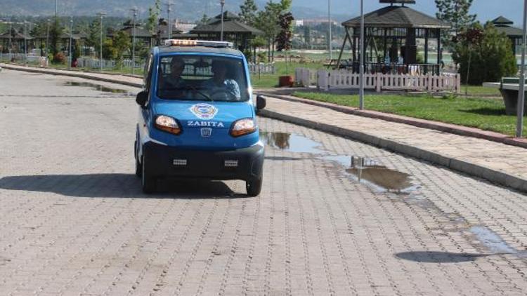 Zabıtanın yeni mini aracı sahilde görev yapacak