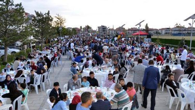 Kayseri Şekerin iftar programı Şarkışla’da ilgiyle karşılandı