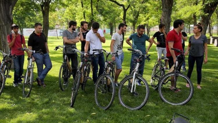 AGÜ’lü öğrencilere Sağlık Bakanlığı’ndan bisiklet