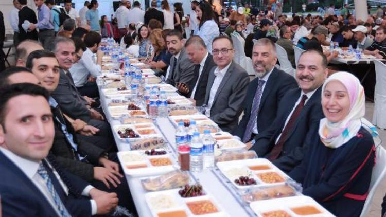 Gençlik Parkında halka açık iftar buluşması