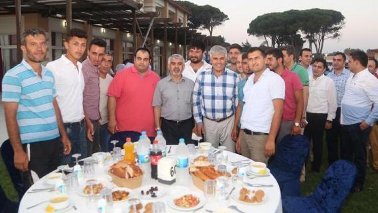 Serikte Yeni Dünya Vakfı iftarı