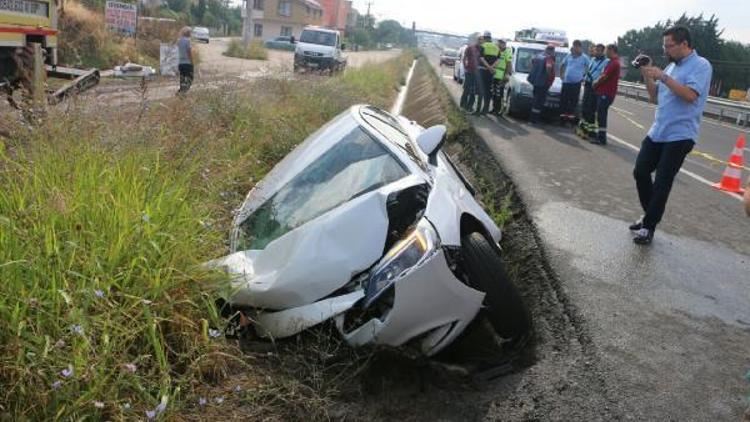 Yağmur kanalına düşen otomobilin sürücüsü öldü