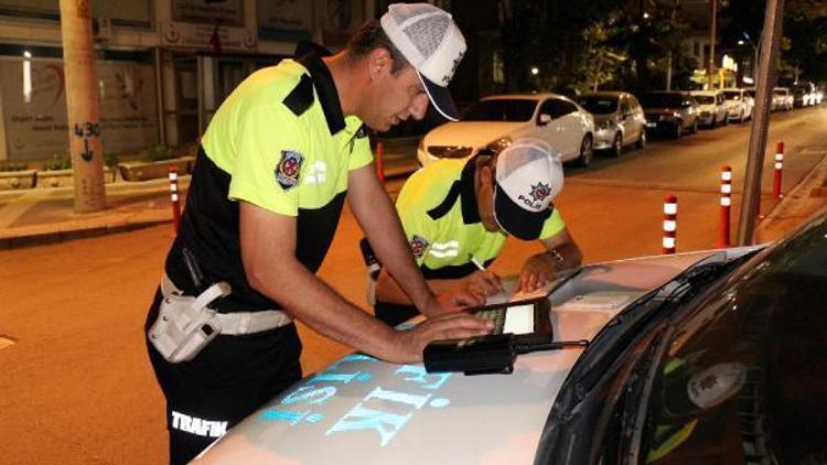 Burdurda sivil trafik ekibi uygulaması