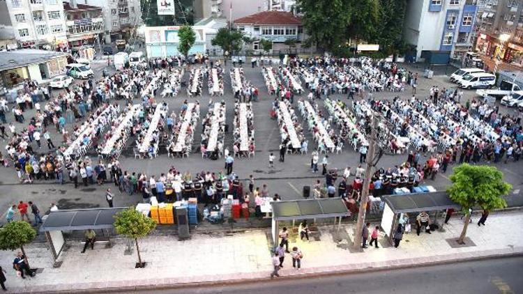 Çorlu Belediyesinin Verdiği İftar Yemeklerinin Sonuncusu Düzenlendi