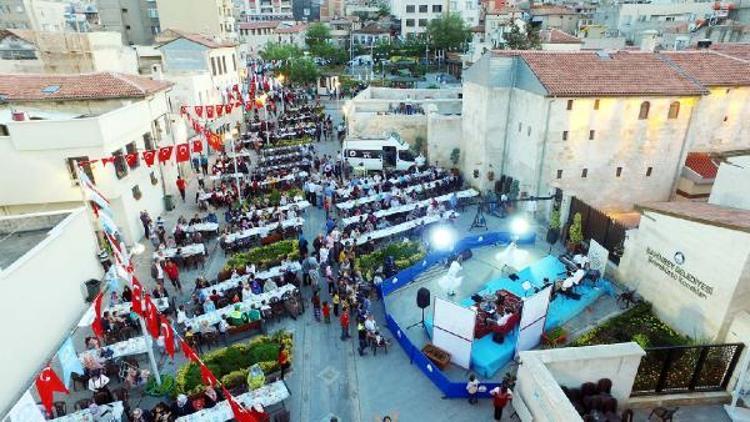 Şehreküstü Konaklarında 87 bin kişi iftar açtı