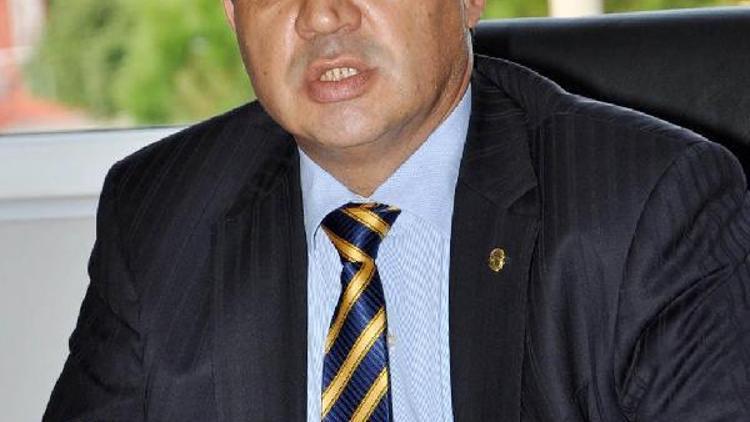 Kemer Belediye Başkanı Mustafa Gül, MHPden istifa etti (1)
