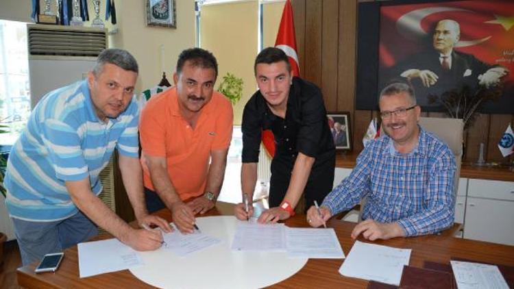 Karacabey Belediyespor ilk transferini yaptı