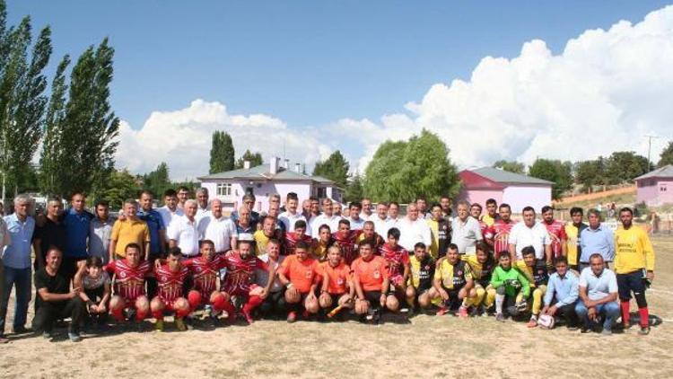 Erdemlide mahalleler arası futbol turnuvası başladı