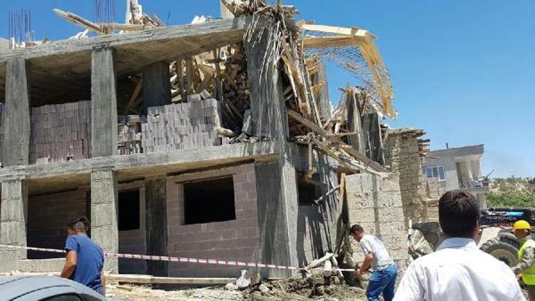 Cami inşaatının iskelesi çöktü: 1 ölü, 1 yaralı