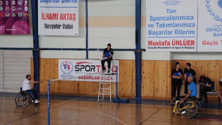 Türkiye Engelliler Badminton Şampiyonası başladı