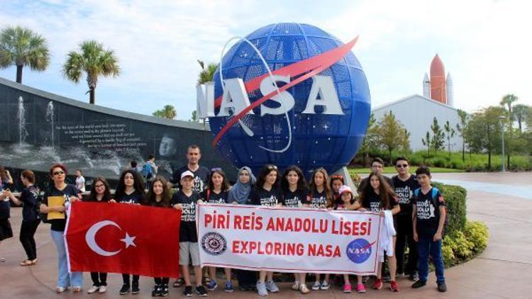 Adana Piri Reis Anadolu Lisesi öğrencileri NASAyı ziyaret etti