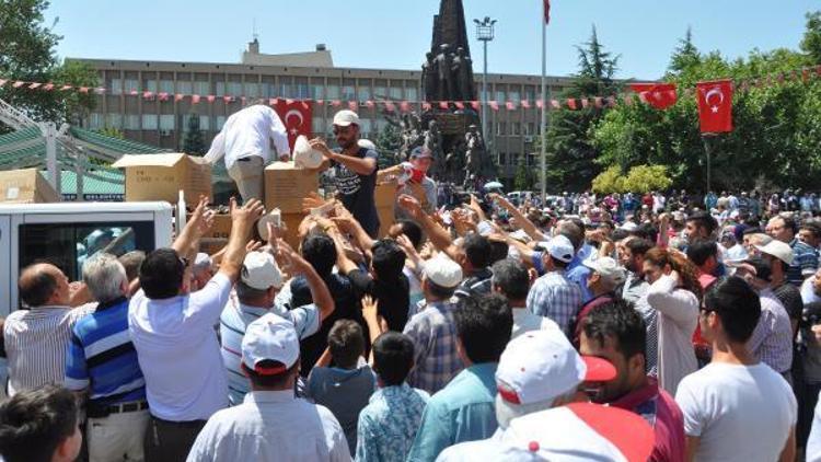 Şehit polis Çetin, Uşakta son yolculuğuna uğurlandı