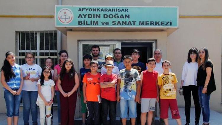 Afyonkarahisar Aydın Doğan Bilim ve Sanat Merkezinde yaz okulu başladı