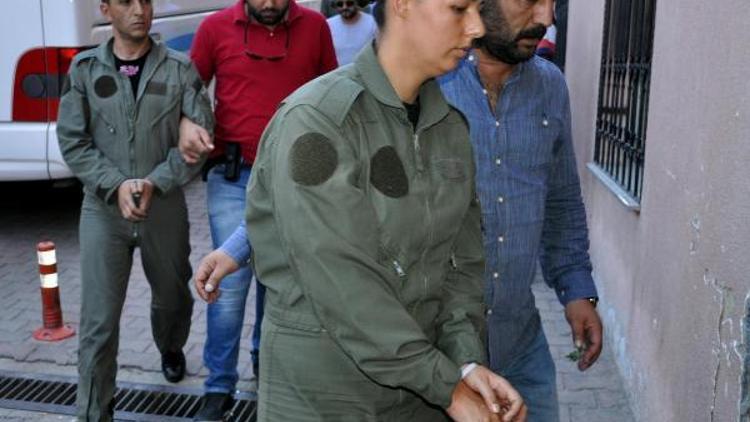 Kayseri’de izinsiz askeri uçak kaldıran 48 subay ve astsubay tutuklandı
