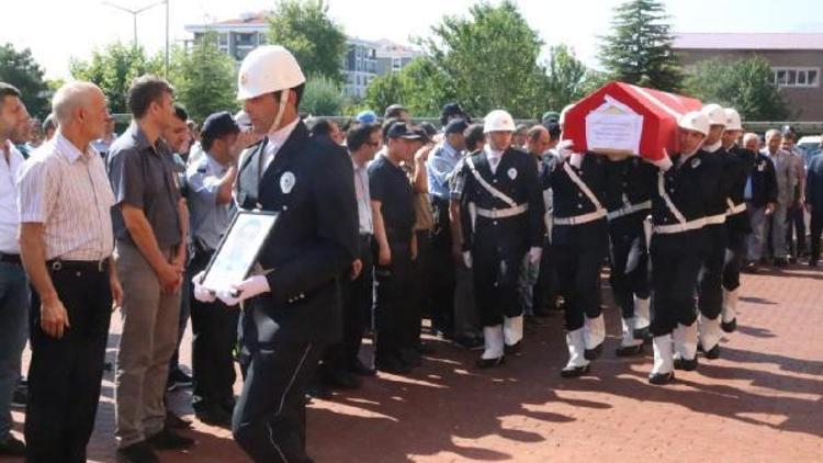 Kazada ölen polis memuru için tören düzenlendi