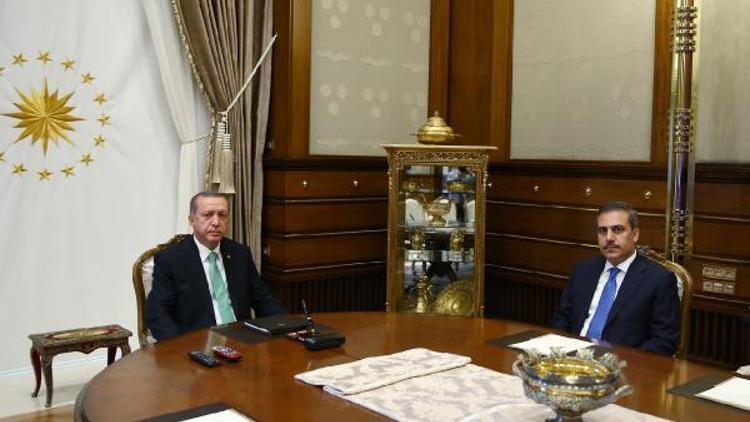 Cumhurbaşkanı Erdoğan Mit Müsteşarı Fidan ile görüşüyor