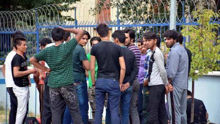 Erbaada 46 kaçak göçmen yakalandı
