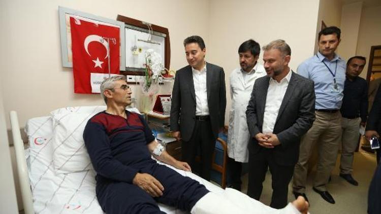 Ali Babacan yaralıları ziyaret etti: Türk ekonomisinin temelleri güçlü