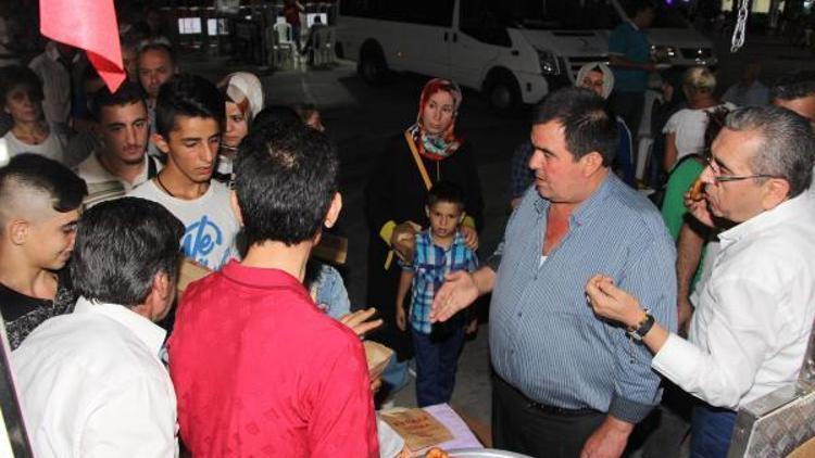 Bakallar, 15 Temmuz şehitleri için lokma döktürdü