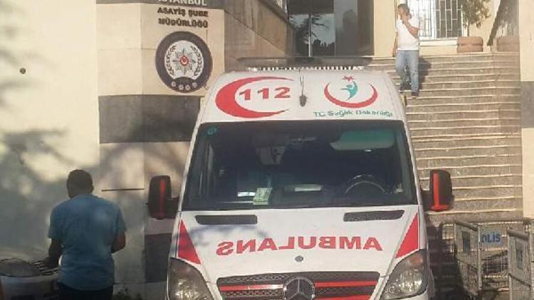 Gözaltındaki yazar için ambulans bekletiliyor