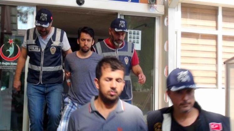 Aranan firari darbeci askerlerden 2si fırından ekmek gasp etti (2)