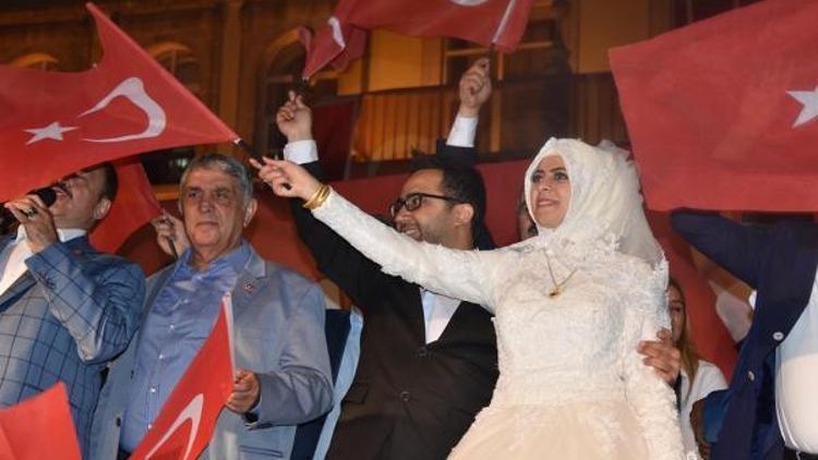 Bakan Eroğlu: Amaçları Türkiyeye yıkarak, Türkiyeyi Suriyeye çevirmekti