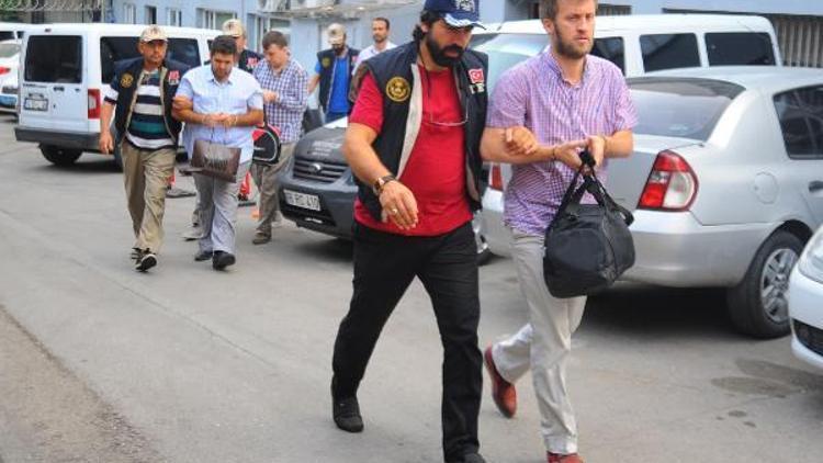 Bursada FETÖden gözaltına alınan 17 imam adliyeye sevk edildi