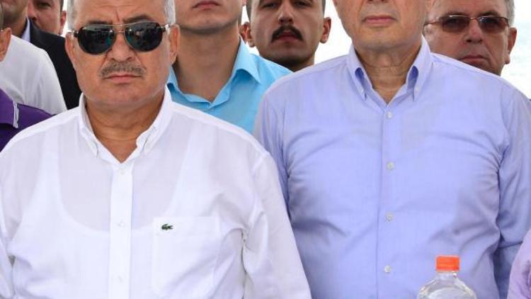 Mersin Büyükşehirde 14 üst bürokrat FETÖden gözaltına alındı