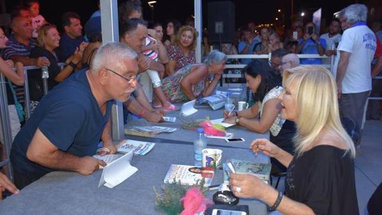 Didim 12. Altınkum Yazarlar Festivali, imza günüyle başladı