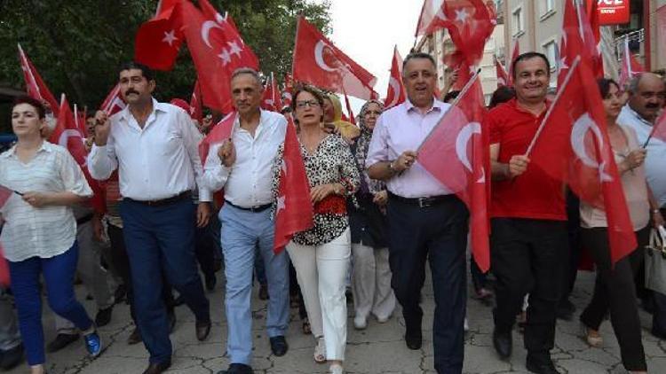 Ödemiş demokrasi için yürüdü