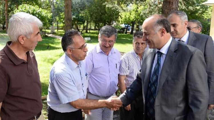 Vali Azizoğlu: Hayata kaldığımız yerden devam