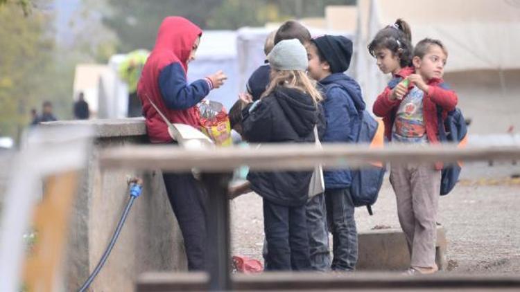 Türkiyede 21 ilde 5-10 yaşındaki 413 bin Suriyeli çocuğa Türkçe öğretilecek