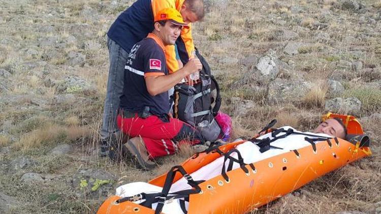 20 metre yükseklikten düşen dağcı, AFAD ekipleri kurtardı