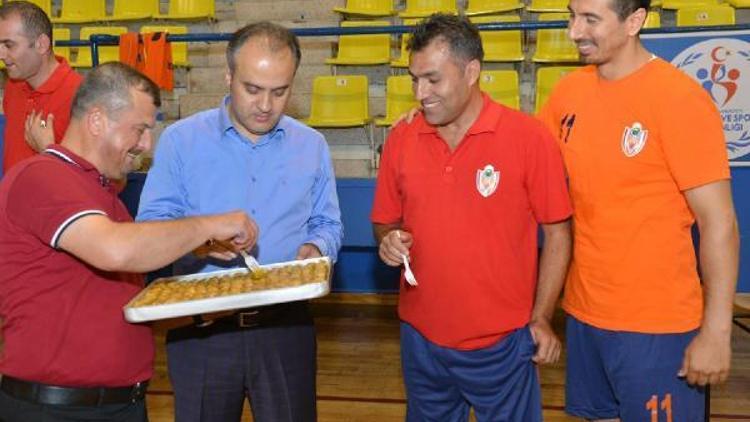 İnegöl Belediyespor ilk çalışmasını yaptı